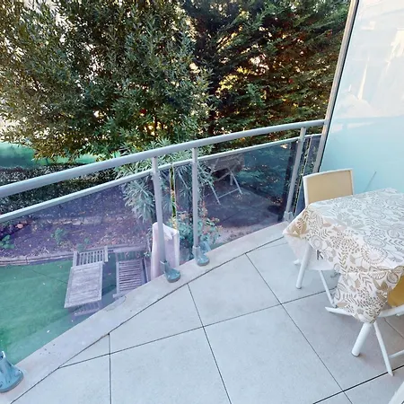 T2 Climatise Avec Balcon, Garage Et Wifi - Proche Et Gare - Fr-1-196-371 Apartament *