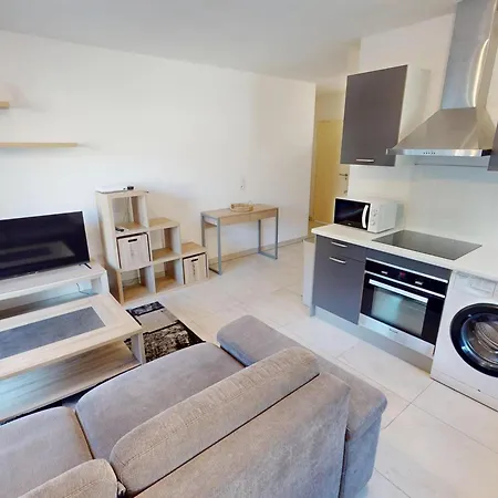 Apartment T2 Climatise Avec Balcon, Garage Et Wifi - Proche Et Gare - Fr-1-196-371 *